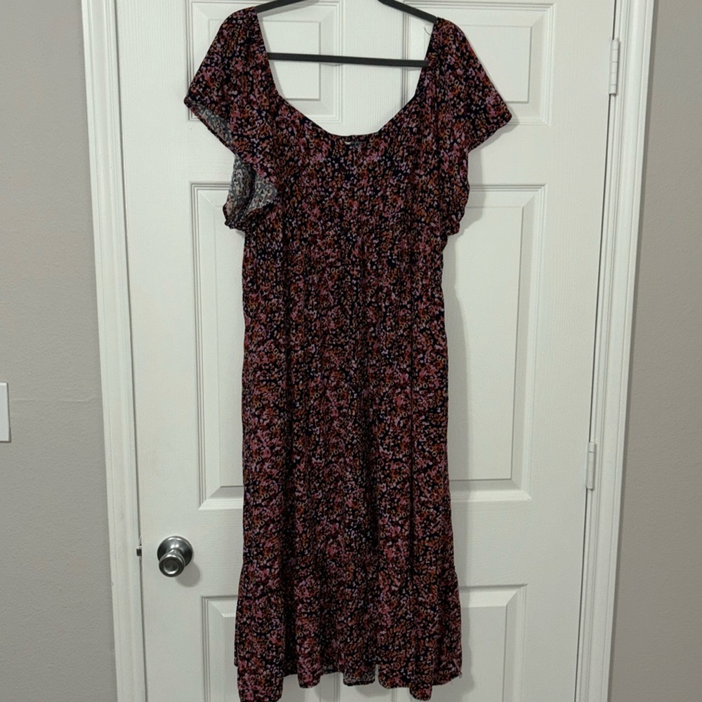 Terra & sky fall floral maxi dress! Size 3X!!